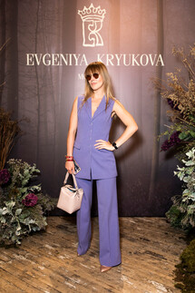 Яна Крайнова на показе Evgeniya Kryukova Осень 2018 Couture